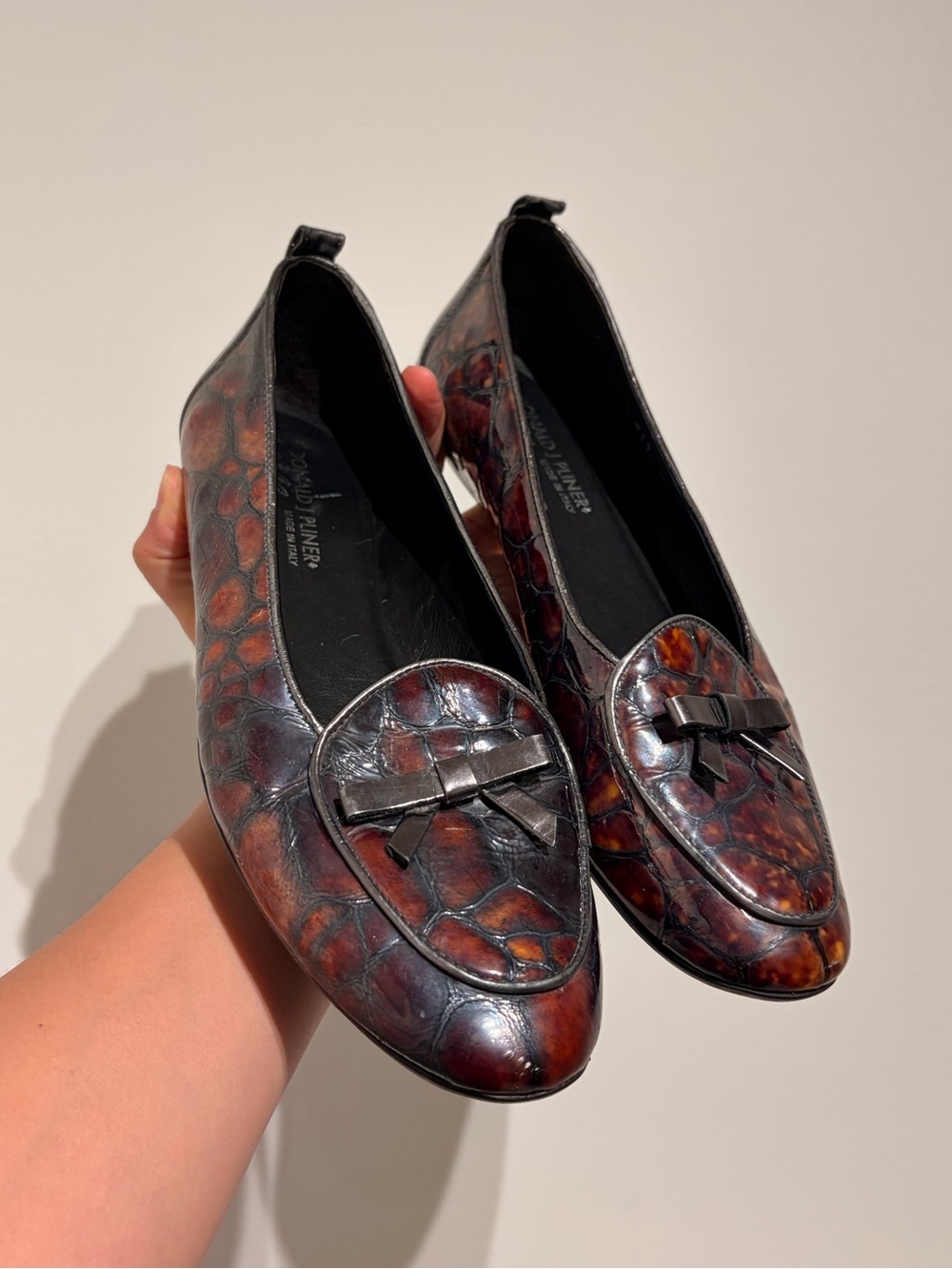 Donald J Pliner Bow Tortoise Shell Loafer Flats Size 8 Brown Gunmetal